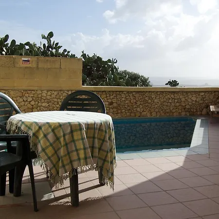 Ta'kemmuna Pensjonat