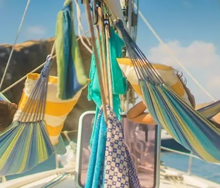 Ta'kemmuna Gæstehus Qala