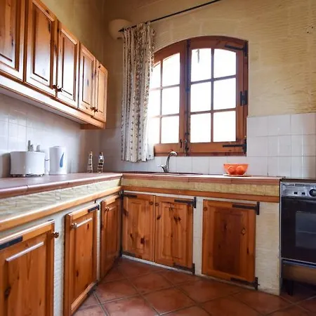 Ta'kemmuna Penzion *